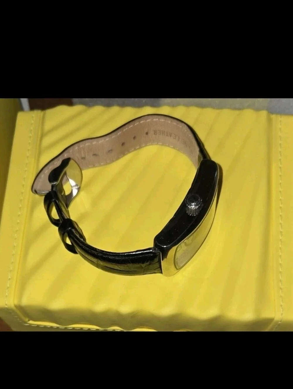 Rare Invicta Model 9972 Men's Watch Tonneau Case Black Leather Band Vintage‎